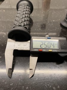 grip1.jpg