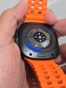 galaxy-watch-ultra-paint-peeling-2-1420x1893.png