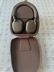 Sony WH-1000XM5-bild2x.jpg