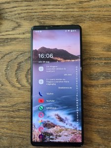 xperia 5 iv fram.jpg