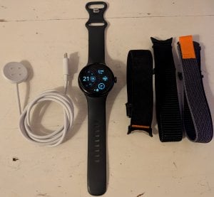 Pixel Watch 2.jpg
