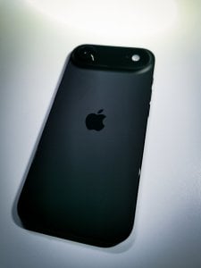 iphone air 2.jpg