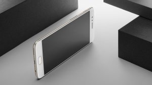OnePlus5 gold 2.jpg