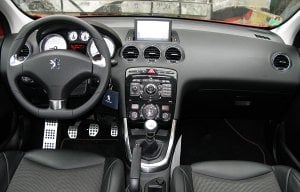 03914642-photo-essai-peugeot-308-gti-1-6-thp-200-ch.jpg