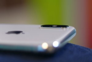 iPhone-X-Camera-Bump.jpg