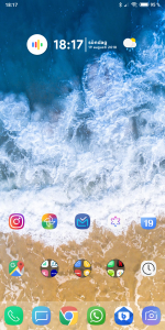 Screenshot_2018-08-19-18-17-55-737_com.teslacoilsw.launcher.png