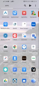 Screenshot_20190504_221456_com.teslacoilsw.launcher.jpg