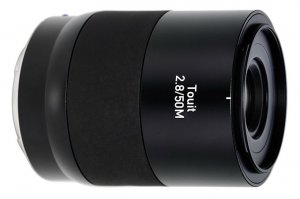 zeiss_touit50macro1.jpg