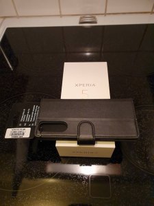 Sony Xperia 5.jpg