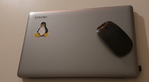 CHUWI_HeroBook (9).jpg