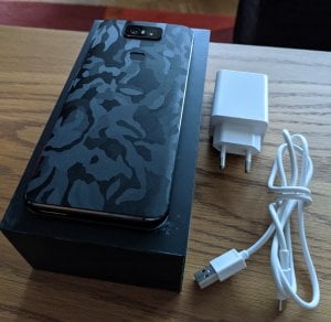 zenfone6_baksida.jpg