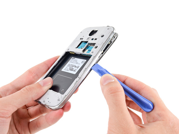 IFixIt plockar isär Galaxy S4 och ger telefonen högt betyg