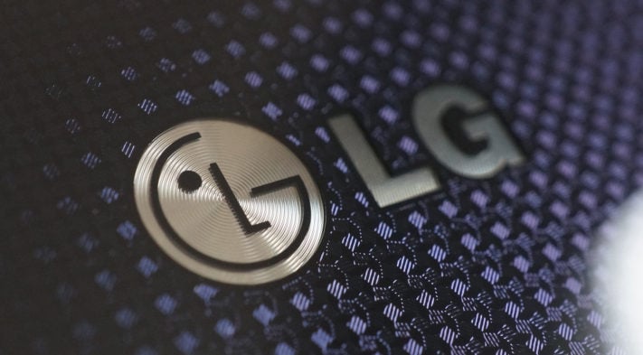 LG börjar massproducera flexibla 6-tumsskärmar och böjda batterier