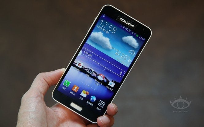 Samsung presenterar Galaxy J i Taiwan