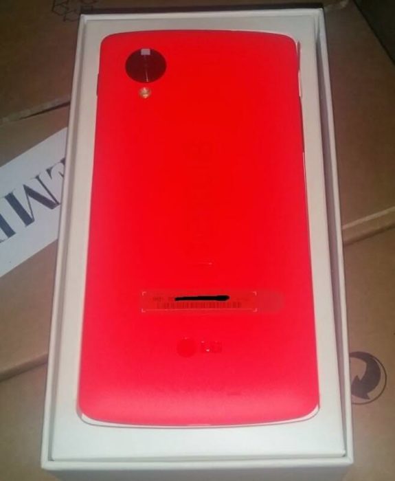 Bilder på röd LG Nexus 5