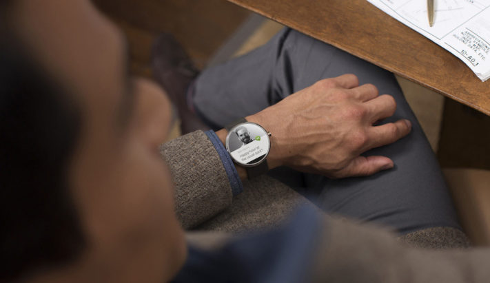 Motorola Moto 360 dyker upp hos svensk återförsäljare, kostar 2699kr