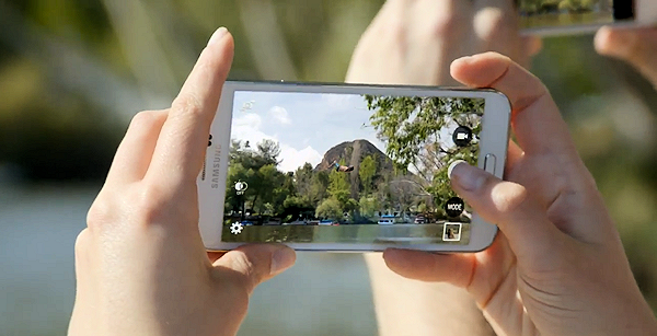 Samsung poängterar funktioner i senaste Galaxy S5-reklamen