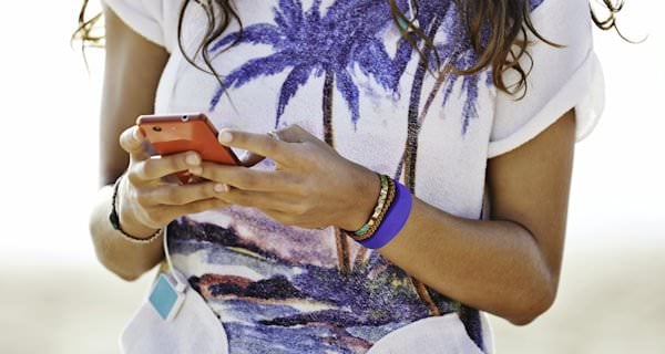 Sony samarbetar med ROXY, säljer SmartBand-variant i begränsad upplaga