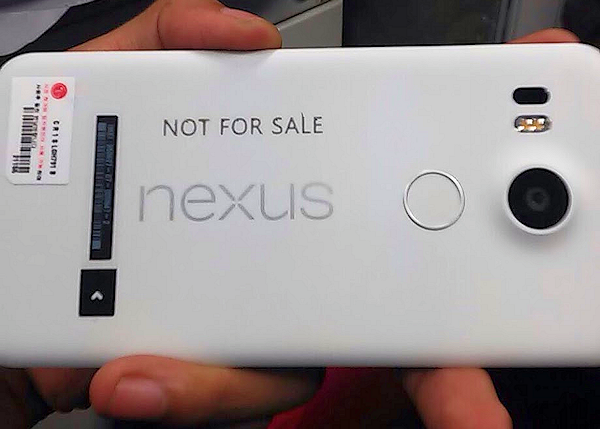 Första fotografiet på LG:s nya Nexus-telefon