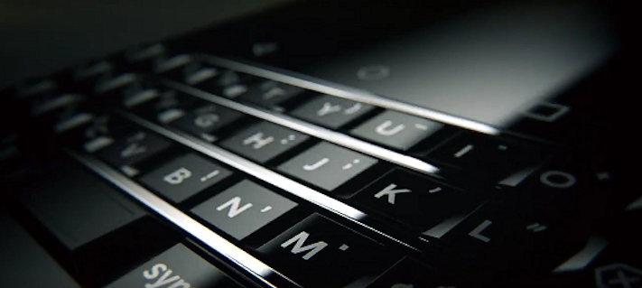 BlackBerry kommer lansera telefon med fysiskt QWERTY under CES