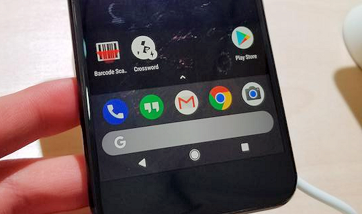 Kommer Google placera sökrutan under genvägsfältet?