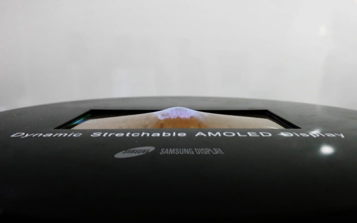 Samsung visar upp tålig och töjbar OLED-panel