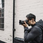 Här är Sonys nya trådlösa hörlurar Xperia Ear Duo