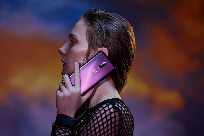 Lila modellen av OnePlus 6T börjar säljas 15 november
