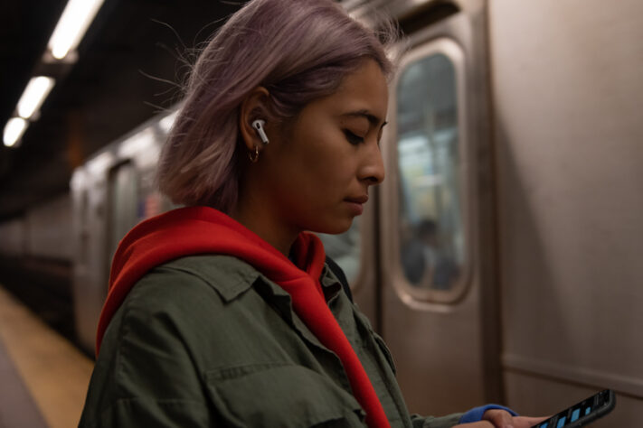Nästa AirPods Pro sägs erbjuda febertermometer och USB-C