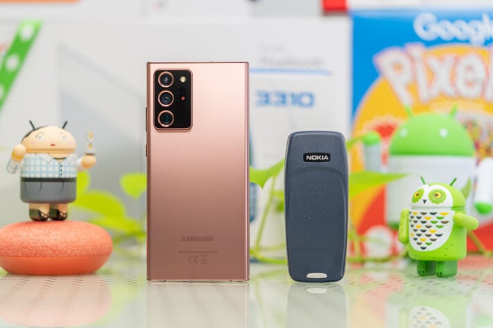 Note 20 Ultra vs Nokia 3310