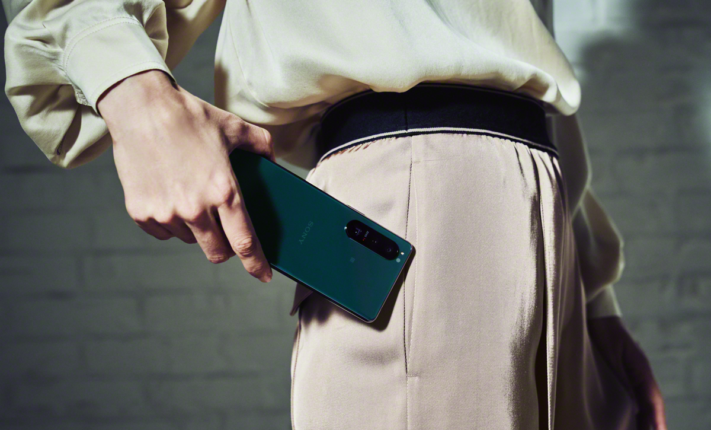 Sony börjar skicka ut Android 12 till Xperia 1 III och Xperia 5 III