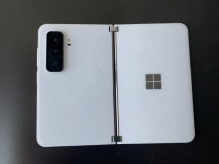 Microsoft Surface Duo 2 släpps i höst med Snapdragon 888 enligt rykte