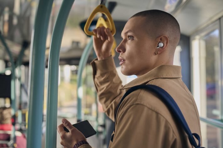 Sony presenterar LinkBuds – hörlurar med öppen design