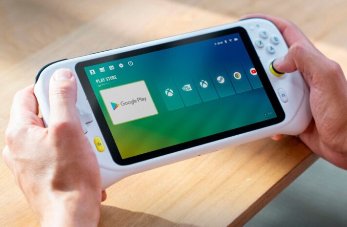 Bilder visar Androidbaserad spelkonsol från Logitech