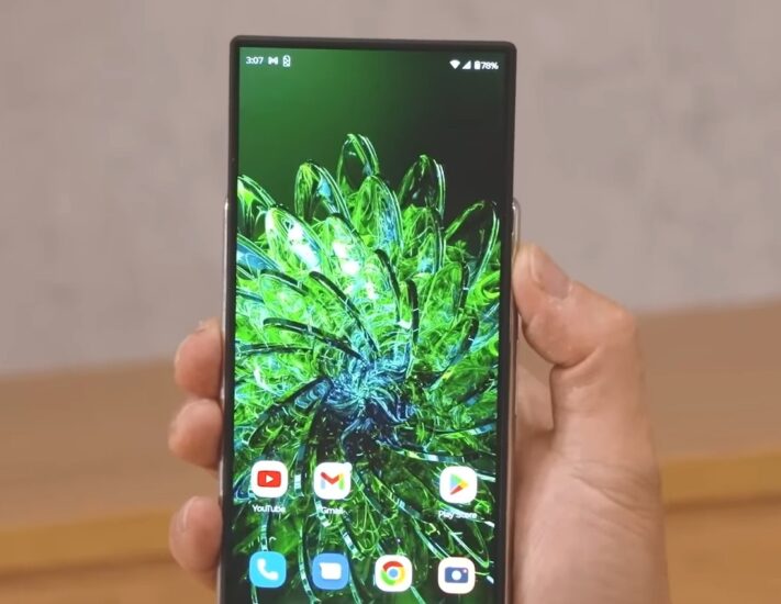 Lenovo visar upp rollable som kan växa från 4″ till 6,5″