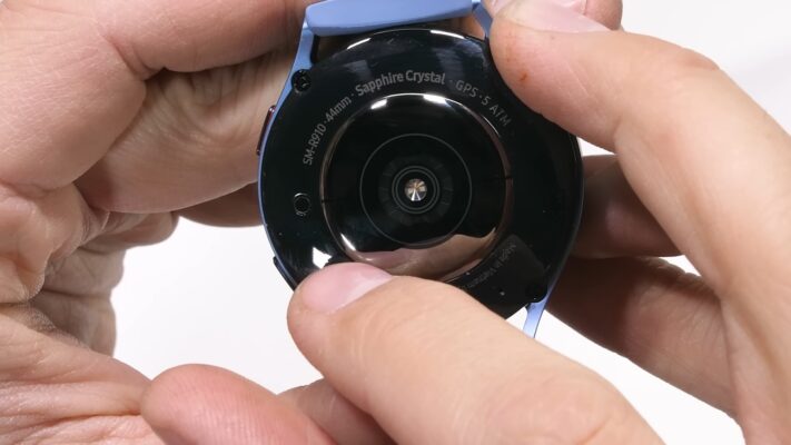 Galaxy Watch 5 visar sig vara mer reptålig än Apple Watch Ultra