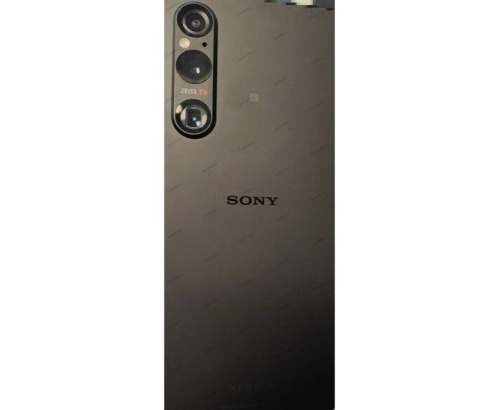 Är det här bakstycket för Sony Xperia 1 V?